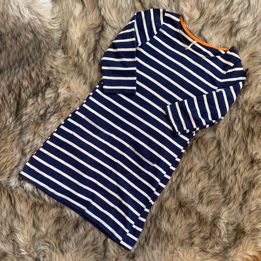 Women’s Tunic or T-shirt dress.